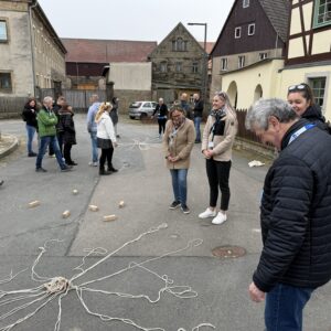 Teambuilding mit dem Fröbelturm.